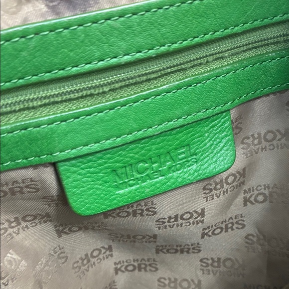 Vintage Michael Kors Vibrant Green Leather Bag - Picture 8 of 10